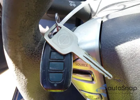 2015 Nissan Versa 1.6 S+ z USA, uszkodzony, nr VIN 3N1CN7AP7FL940605